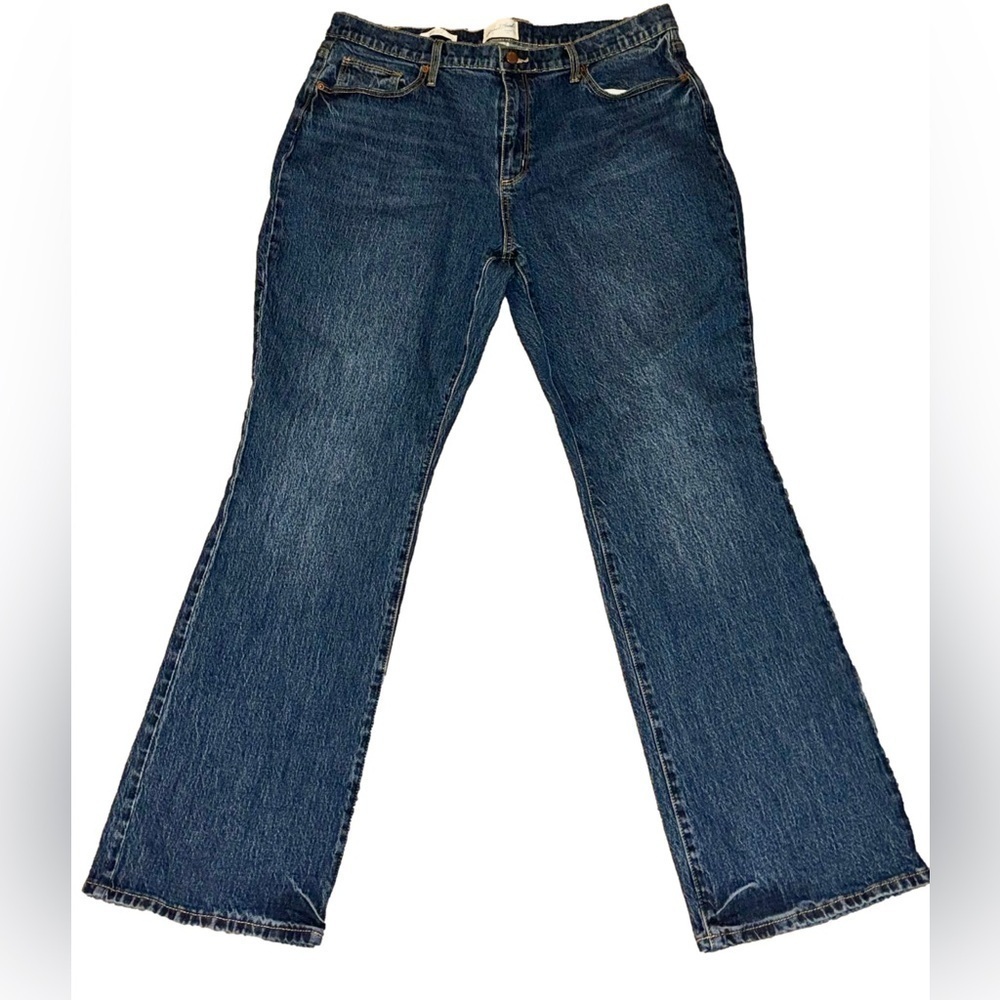 Universal Thread Vintage Bootcut Dark Wash Jeans Size 16